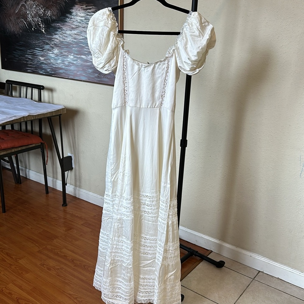 HOUSE OF CB XS D-DD 'Eviana' Ivory Real Silk Puff Sleeve Maxi Dress white NWOT - Picture 12 of 14